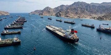EEUU lanza ataques contra Irán tras acusarlo de agredir barcos comerciales en Ormuz