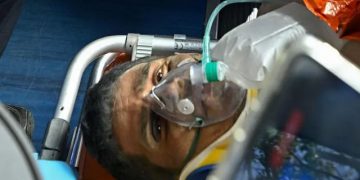 "¡Un milagro!": el extraordinario rescate de Hernán, el hombre que estuvo 8 días bajo los escombros tras los terremotos en Venezuela