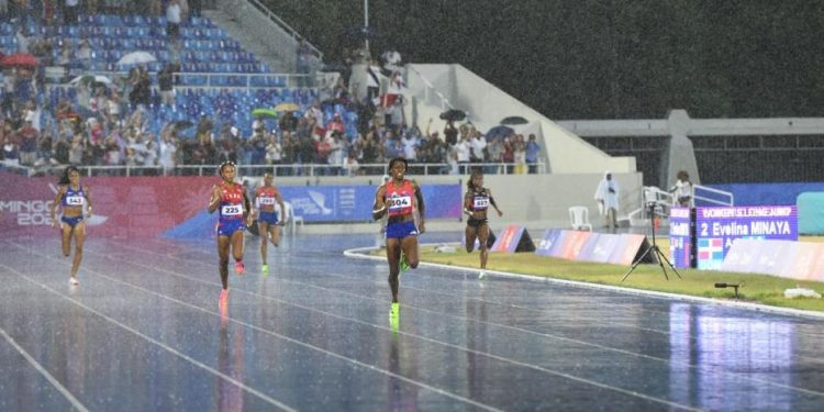 Marileidy Paulino conquista la medalla de oro en los 400 metros y establece nuevo récord