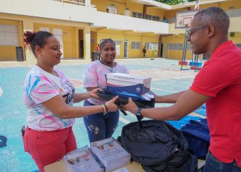 INABIE distribuye 744,489 kits escolares año lectivo 2026-2027