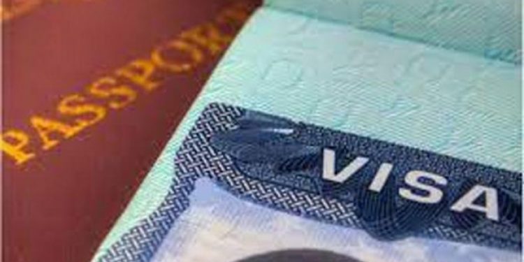 Dominicanos a los que se les niegue residencia de EEUU podrán pagar fianza de hasta 250,000 dólares