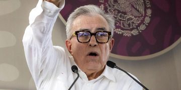 Gobernador mexicano regresa a su cargo en Sinaloa que dejó tras ser señalado en EEUU de narcotráfico