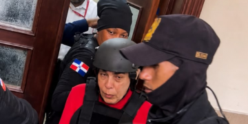 Juez reduce de 20 a 5 millones de pesos la fianza a imputada en caso Senasa