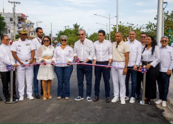 Abinader entrega nueva playa El Faro en San Pedro de Macorís