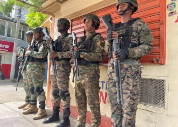 Navarrete bajo vigilancia policial en medio de paro de 48 horas; destruyen decenas de contadores