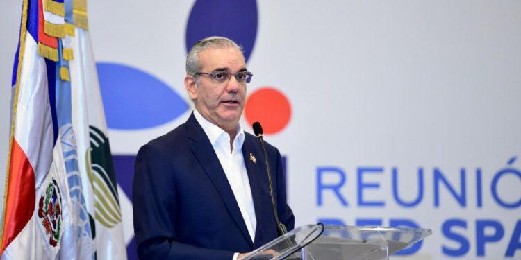 “El hambre se derrota trabajando todos juntos”, dice Abinader en apertura de XI Reunión Red SPAA