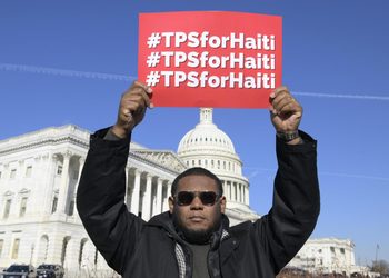 Estados Unidos deporta a más de 150 haitianos tras el término del TPS