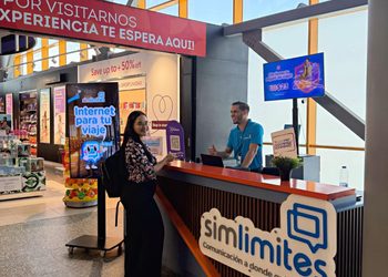 AILA ofrecerá 24 horas de internet gratuito a viajeros mediante eSIM
