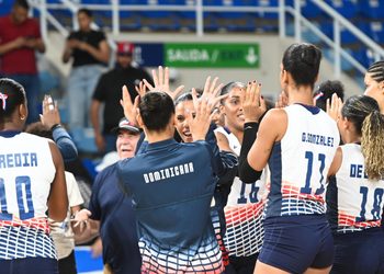 Las Reinas del Caribe debutan triunfantes en el Norceca de Voleibol