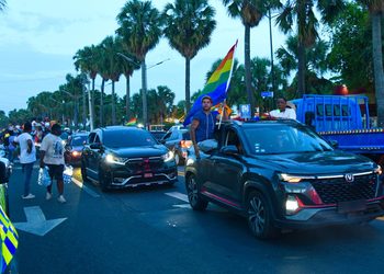 Celebran con banderas, bailes y colores la decimonovena Caravana del Orgullo LGBTIQ+