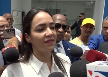 Faride reaparece ante los medios y habla de bandas desarticuladas