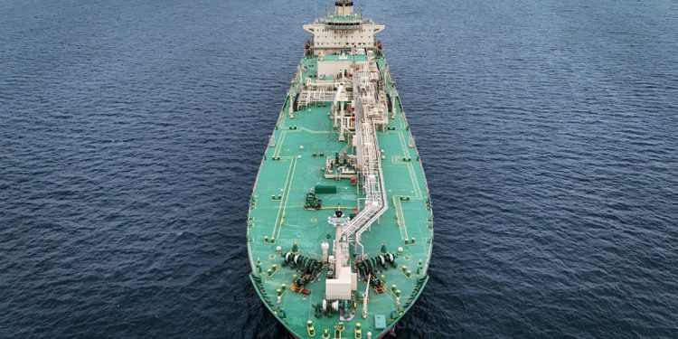 ¡Cifra récord! Buque paga USD 5,3 millones por cruzar más rápido el canal de Panamá