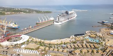 Taíno Bay niega cruceros hagan vertidos en la bahía de Puerto Plata; dicen es sedimento por hélices