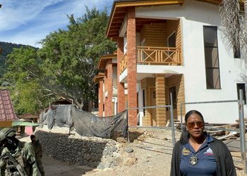 Medio Ambiente interviene proyecto turístico a orillas del río Yaque del Norte en Jarabacoa