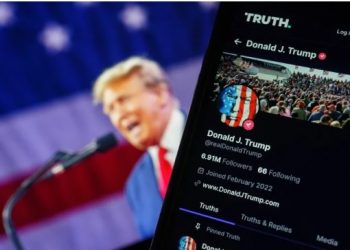 Donald Trump es demandado por vender el acceso rápido en su red social “Truth Social”