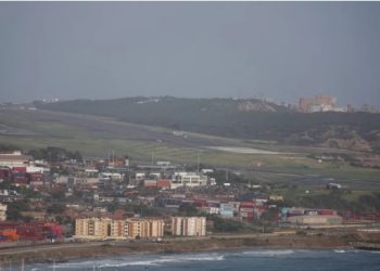 Venezuela reanuda las operaciones de carga en su principal aeropuerto tras el cierre por los sismos