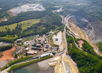 Minería en RD: una fuente de ingresos para el Estado rodeada de conflictos comunitarios