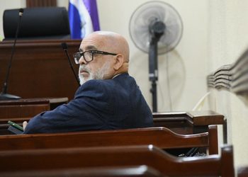 Ángel Martínez es condenado a un año de prisión suspendida por difamar a Faride Raful