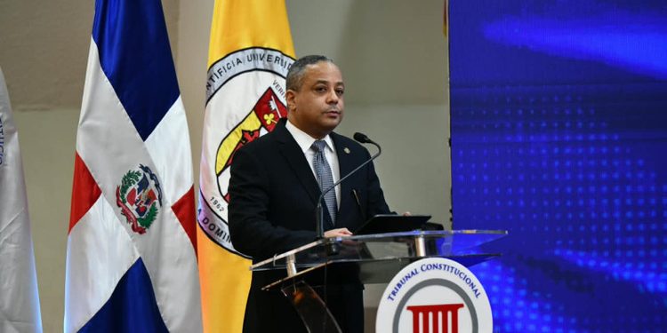 Presidente del TC: La enseñanza de la Constitución es primordial para todos