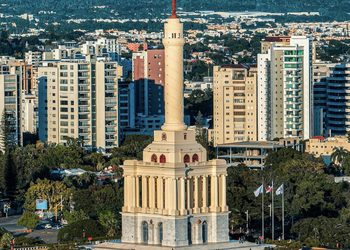 Abinader traslada por tres días sede del Gobierno a Santiago