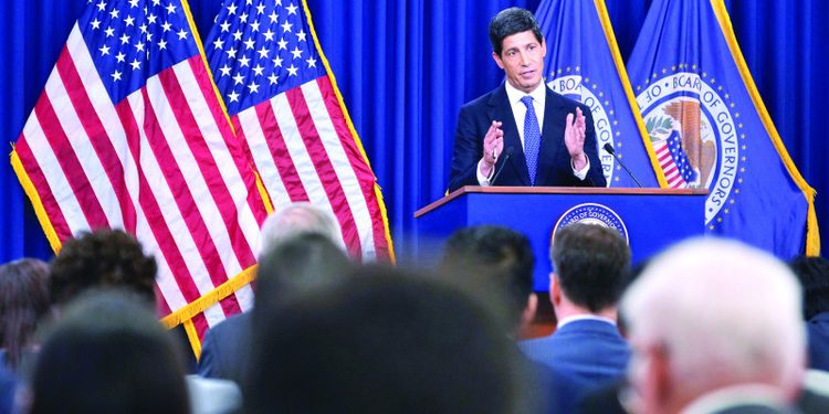 La Fed desafía a Trump y sube tasas por primera vez en tres años