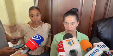Familia de Deivy Abreu espera llegada al país de presunto agresor mientras audiencia es aplazada