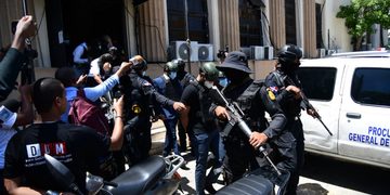 “Hay que cambiar el WhatsApp”: La reacción de implicados en Senasa 2.0 ante reportaje
