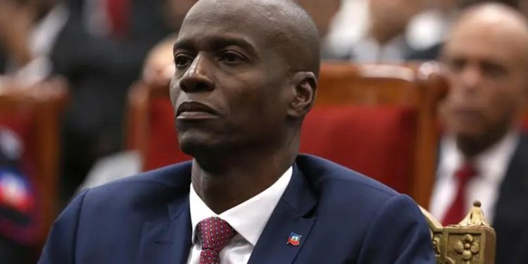 Comparecen en Miami 18 reos por muerte de Moise