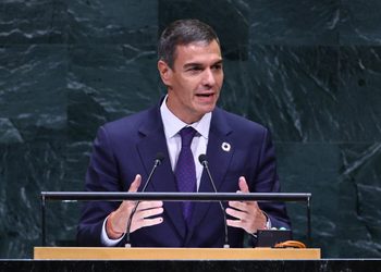 Sánchez ve España como laboratorio contra tecnooligarcas y pide no creerles "ni de coña"