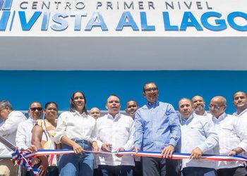 SNS inaugura 2 centros de primer nivel y una unidad de pie diabético en Bahoruco