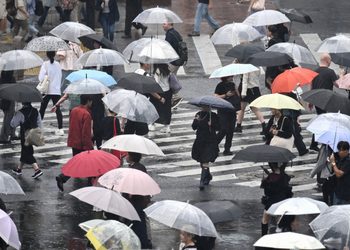 En Tokio no ha parado de llover en 34 días, lo que marca la racha más larga registrada
