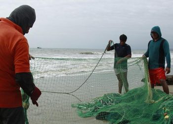 El fenómeno El Niño vacía las redes de pescadores latinoamericanos