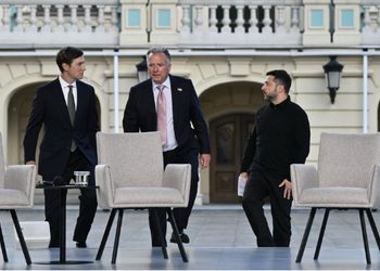 Zelenski sostiene nuevas pláticas con enviados de EEUU