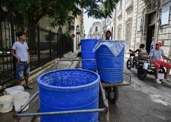 Cubanos cavan pozos para enfrentar escasez de agua que afecta casi al 29% de la población