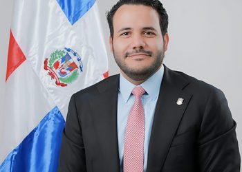 Diputado Genao Lanza renuncia al PRSC y se queja de que el partido tenga un liderazgo incapaz
