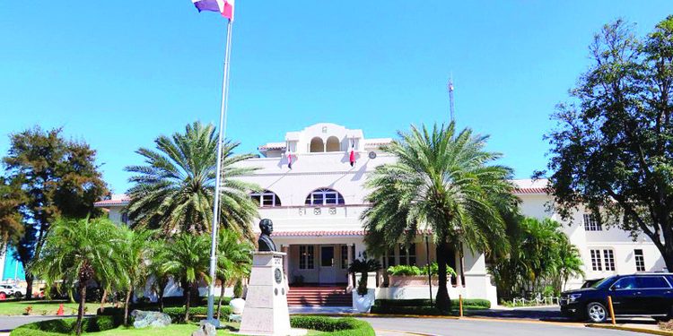 Gobierno contrató abogados en Rusia para evaluar situación de dominicanos vinculados a la guerra
