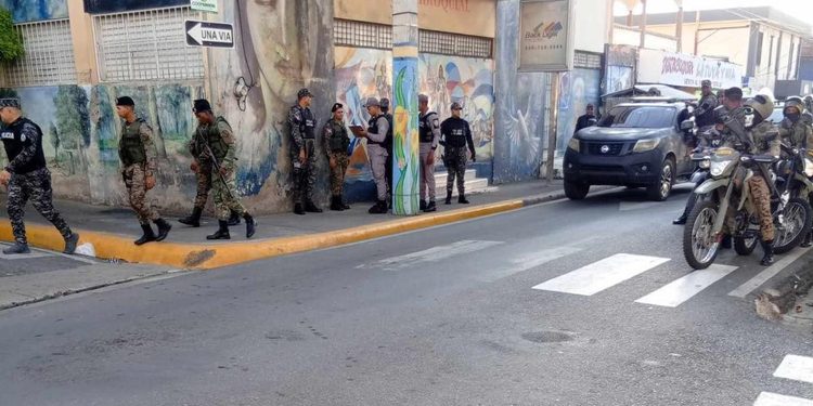 Militarizan SFM, Salcedo y otros pueblos del Cibao por jornadas de protestas