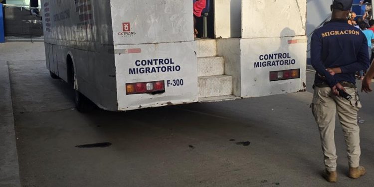 Migración amplía las inspecciones a zonas agrícolas y obras de construcción