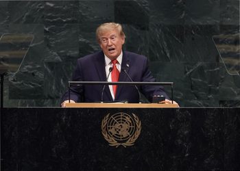 Trump desata críticas por decir que Irán puede "destruir" Los Ángeles o San Diego