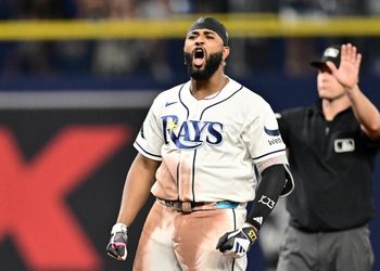 Rays vencen 5-2 a los Yankees y los ponen contra la pared