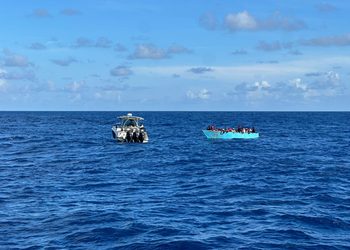 Repuntan los viajes en yola desde RD hacia Puerto Rico