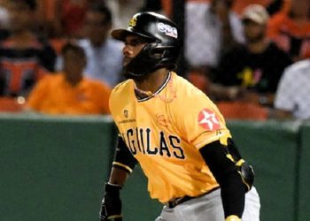Águilas presentan equipo renovado para el inicio