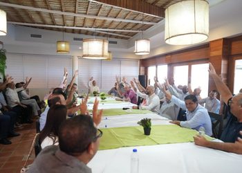 Agricultura se reúne con el sector arrocero en busca de un plan común