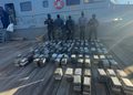 Arrestan a tres hombres con 555 paquetes de cocaína en las costas de Baní