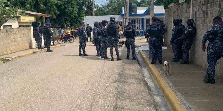 Se entrega segundo implicado en muerte a tiros de sargento del Dicrim en Santiago