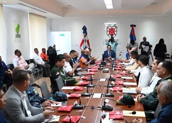 Santiago alerta ante riesgos sísmicos y reúne organismos de emergencia