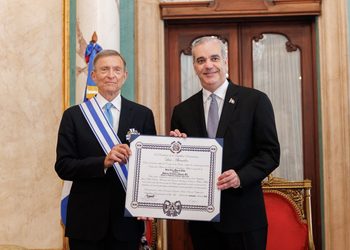 Excanciller Roberto Álvarez pide apoyo internacional para fuerzas antipandillas en Haití