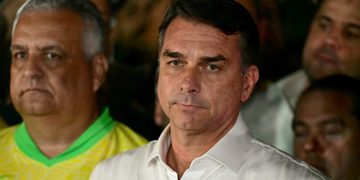 Bolsonaro se declara líder de Brasil tras borrar carta en la que se proclamaba presidente