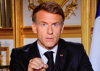 Macron reconoce que se subestimó la violencia de las protestas en Francia