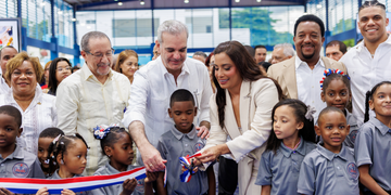 Presidente Luis Abinader inaugura el Complejo Educativo y Deportivo Pedro Martínez, en Manoguayabo